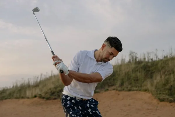 丁文一汇丰冠军赛逆转夺冠 中国高尔夫新一代领军人物正式崛起